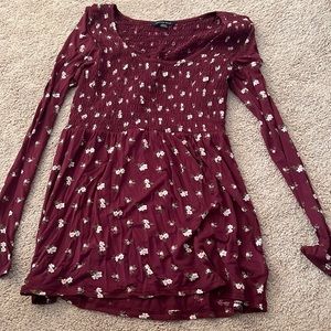 American Eagle Maroon Floral Shirt (Size Small)
